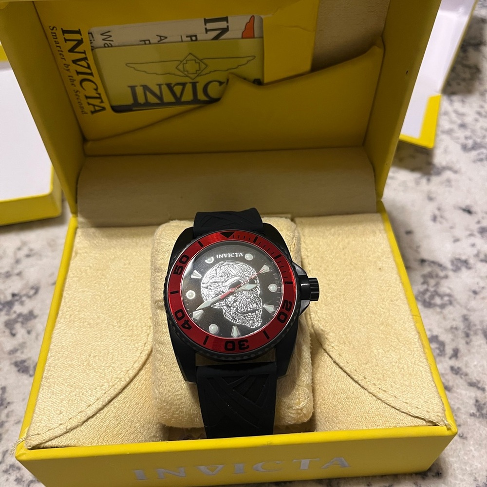 Invicta skull head watch